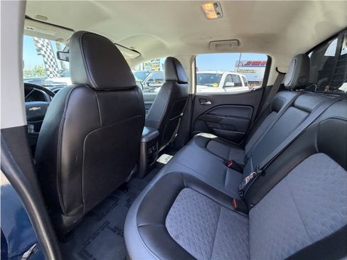 Used 2019 Chevrolet Colorado Z71 AWD/4WD image 22