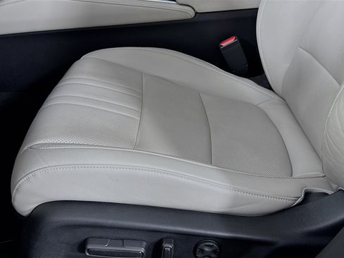 Certified 2019 Honda Accord Touring image 19