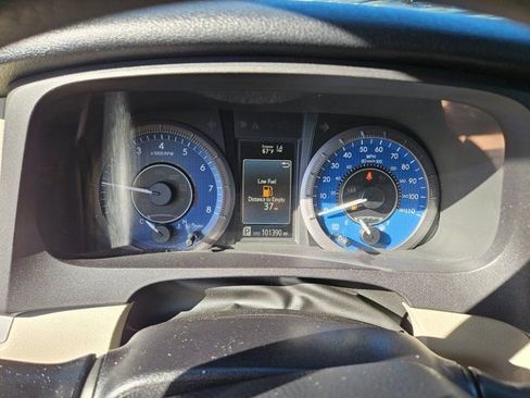 Used 2020 Toyota Sienna LE image 19