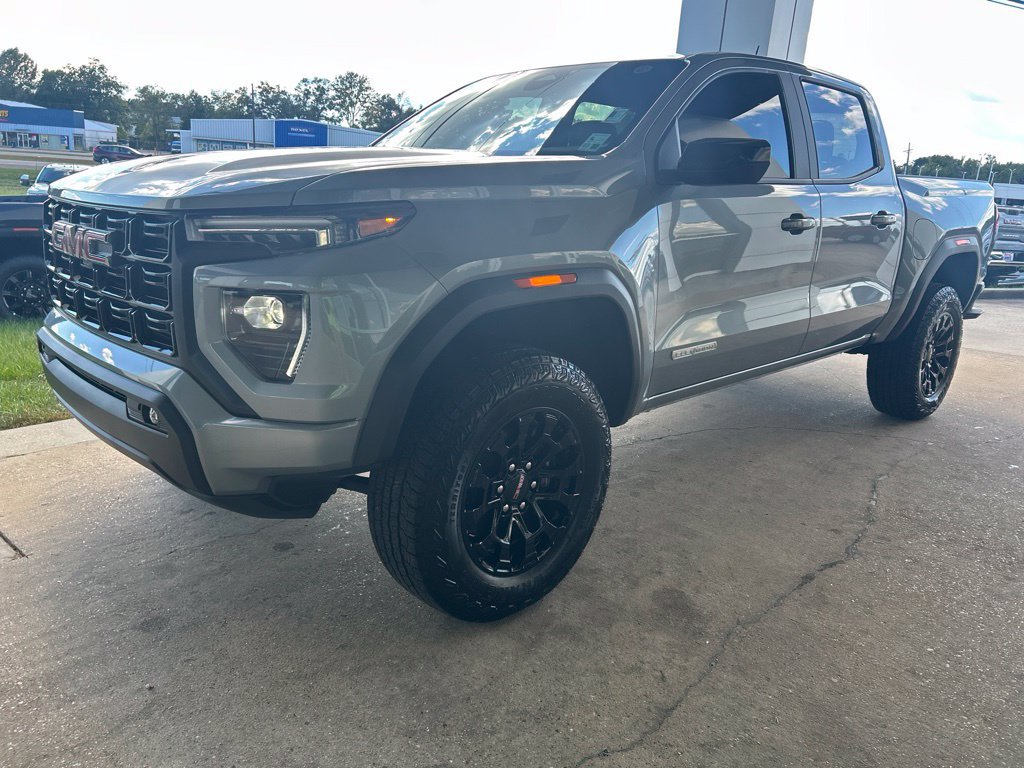 Used 2026 GMC Canyon Elevation w/ Convenience Package RWD image 4