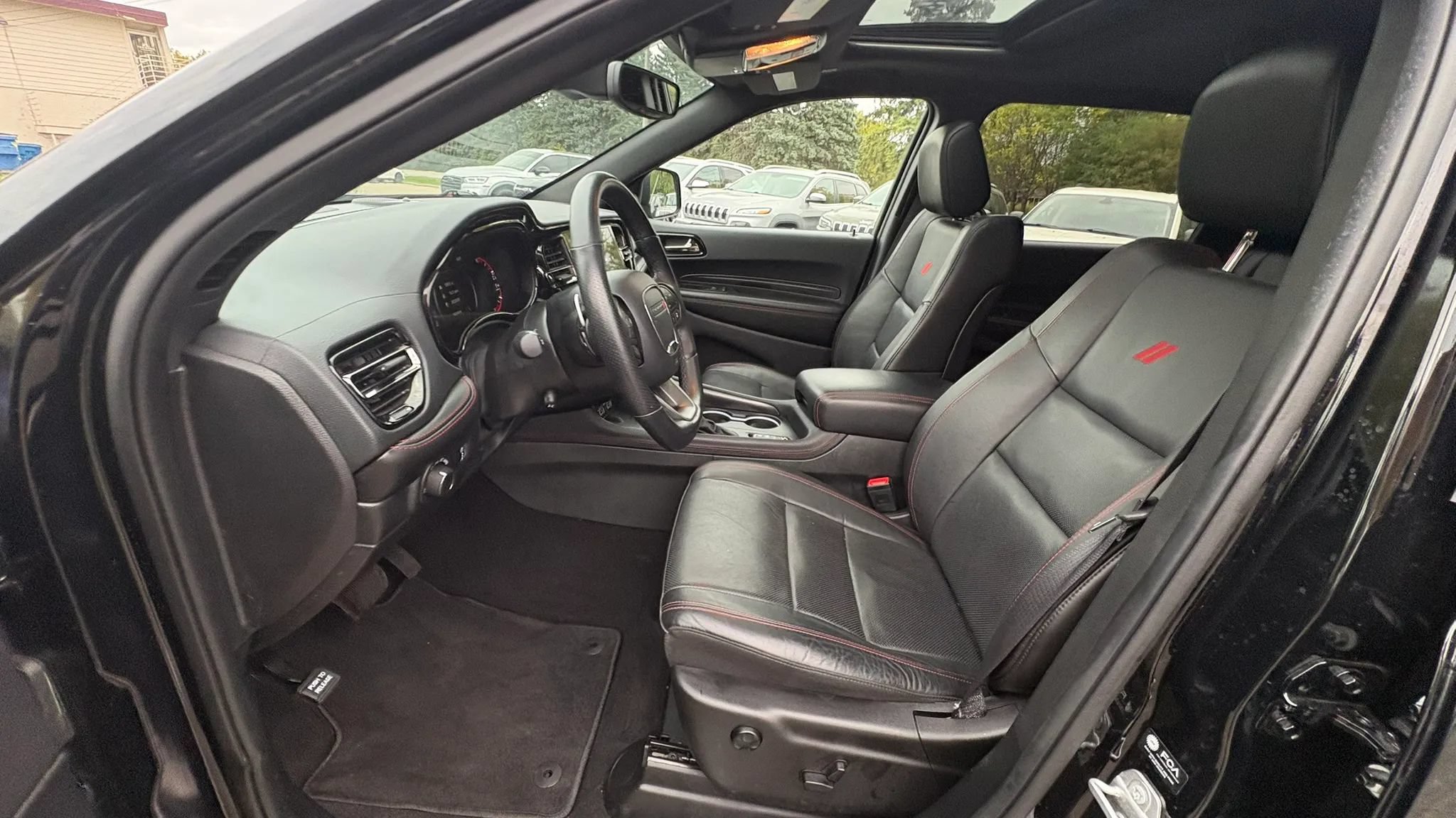Used 2025 Dodge Durango GT AWD/4WD image 16