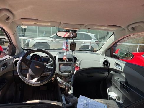 Used 2015 Chevrolet Sonic LT FWD image 16