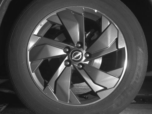 Used 2025 Nissan Rogue SV FWD image 14