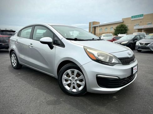 Used 2016 Kia Rio LX FWD image 2