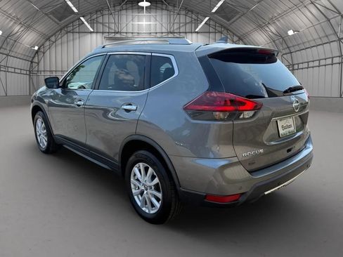 Used 2019 Nissan Rogue SV image 10