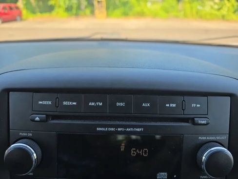 Used 2016 Dodge Grand Caravan SE w/ Quick Order Package 29E SE FWD image 24