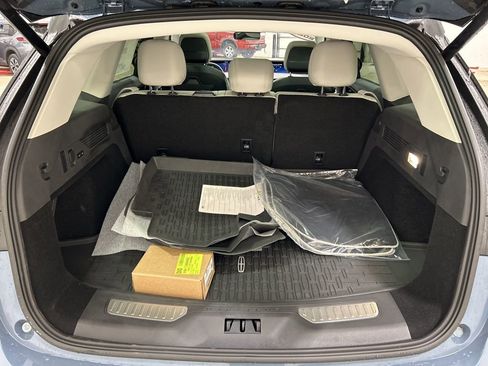 New 2026 Lincoln Nautilus Premier w/ Equipment Group 102A image 31