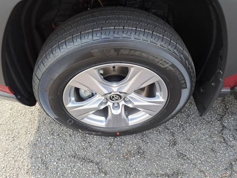 New 2025 Toyota RAV4 XLE image 14