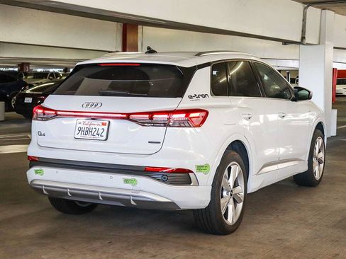 Used 2023 Audi Q4 e-tron Premium w/ Convenience Package AWD/4WD image 4