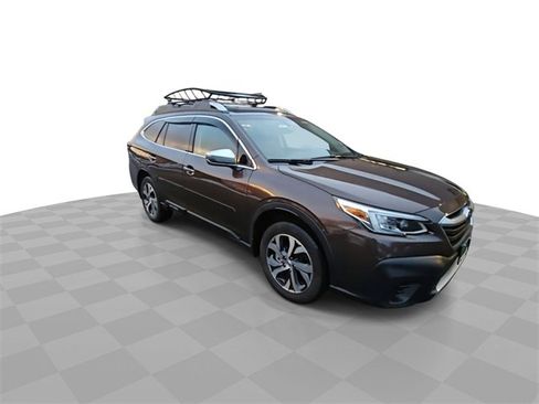 Used 2022 Subaru Outback Touring XT image 2