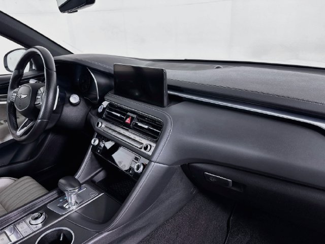 Used 2025 Genesis G70 2.5T w/ Sport Prestige Package AWD/4WD image 27