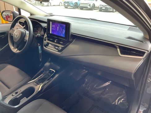 Certified 2024 Toyota Corolla LE FWD image 17