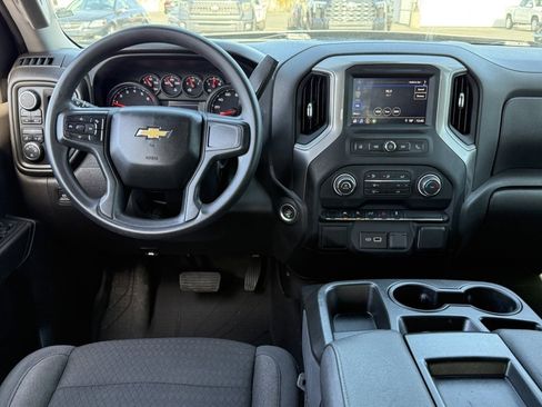 Used 2022 Chevrolet Silverado 1500 Custom image 28