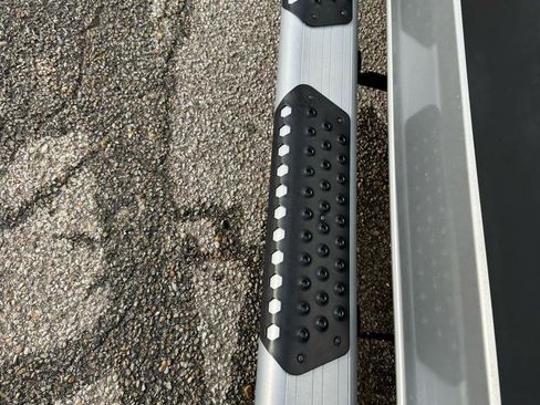 Used 2007 Dodge Sprinter 2500 w/ Cooling Group image 35