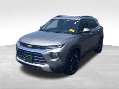 Used 2023 Chevrolet TrailBlazer LT w/ Convenience Package FWD image 6