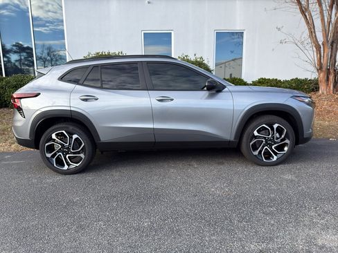 New 2026 Chevrolet Trax RS image 10