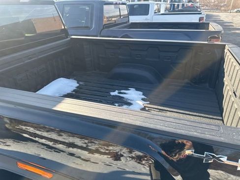 New 2026 GMC Sierra 2500 SLE image 7