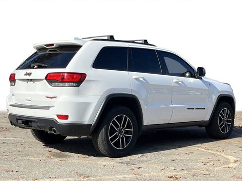 Used 2020 Jeep Grand Cherokee Trailhawk image 32