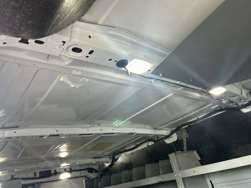 Used 2018 Ford Transit 250 130 Low Roof image 20