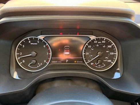 Used 2023 Nissan Rogue SL w/ SL Premium Package image 20