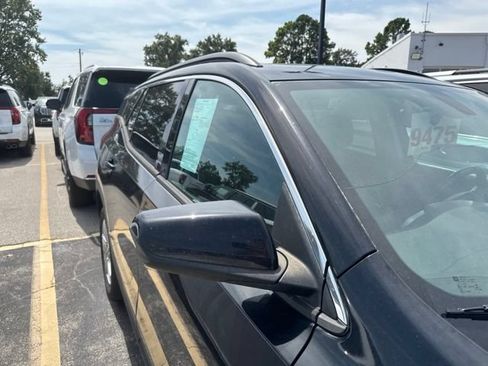 Used 2018 GMC Terrain SLE w/ Driver Convenience Package FWD image 8