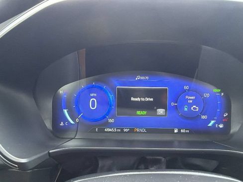 Certified 2022 Ford Escape Titanium FWD image 23