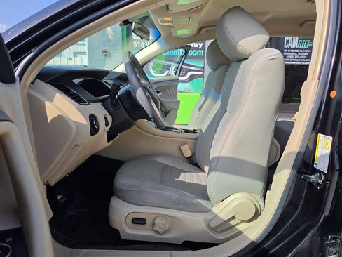 Used 2013 Ford Taurus SE FWD image 20