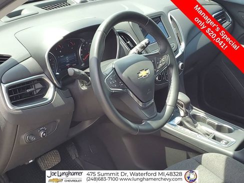 Certified 2024 Chevrolet Equinox LT w/ LPO, Floor Liner Package FWD image 12