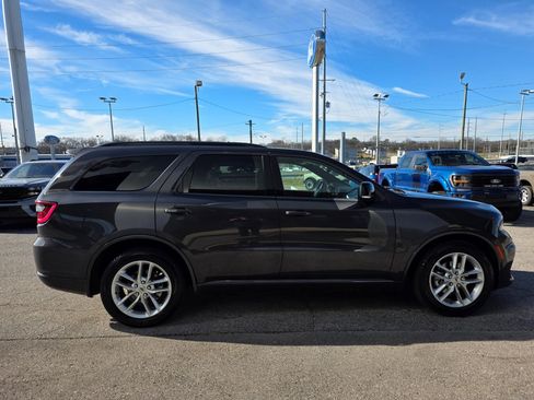 Used 2024 Dodge Durango GT image 7