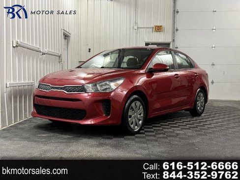 Used 2019 Kia Rio S image 1