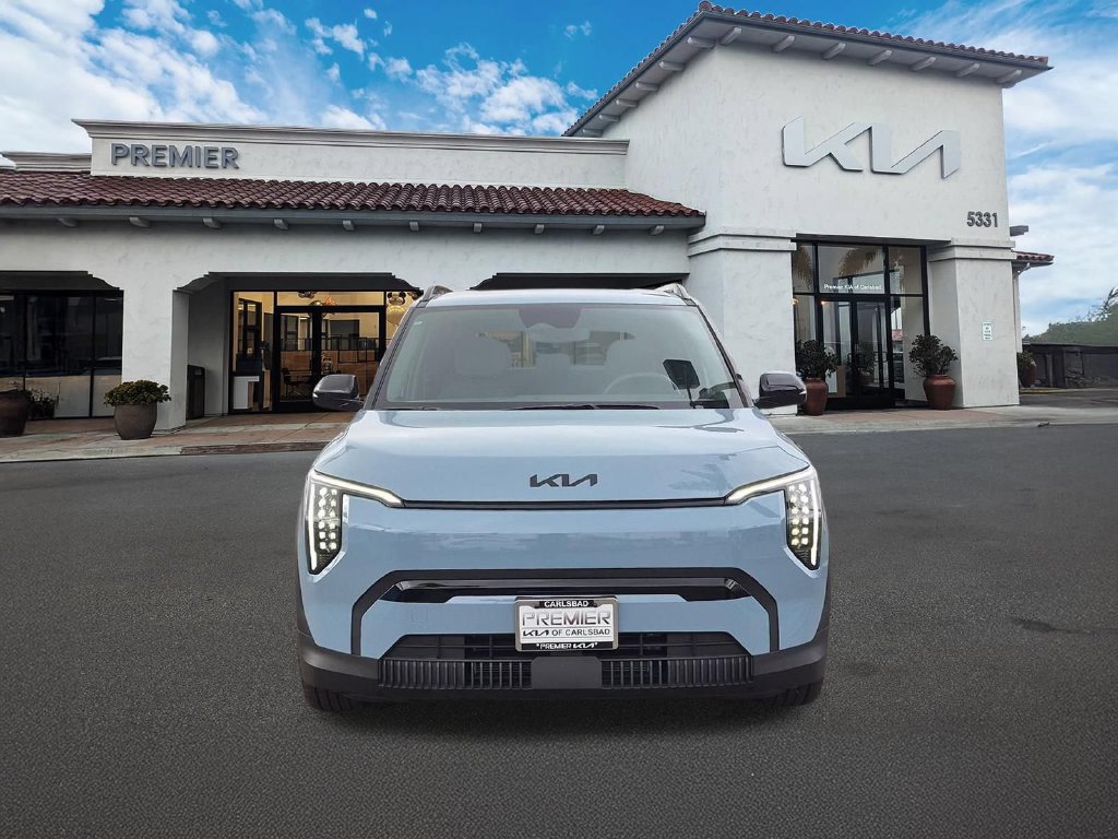 New 2027 Kia EV3 Wind w/ Wind Fwd Nightfall Package image 3