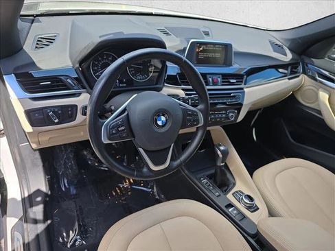 Used 2017 BMW X1 xDrive28i AWD/4WD image 16