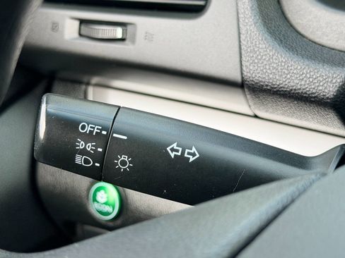 Used 2015 Honda CR-V LX image 36