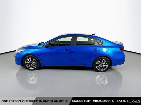 Used 2024 Kia Forte GT-Line w/ GT-Line Premium Package FWD image 8