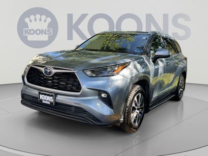 Used 2022 Toyota Highlander XLE