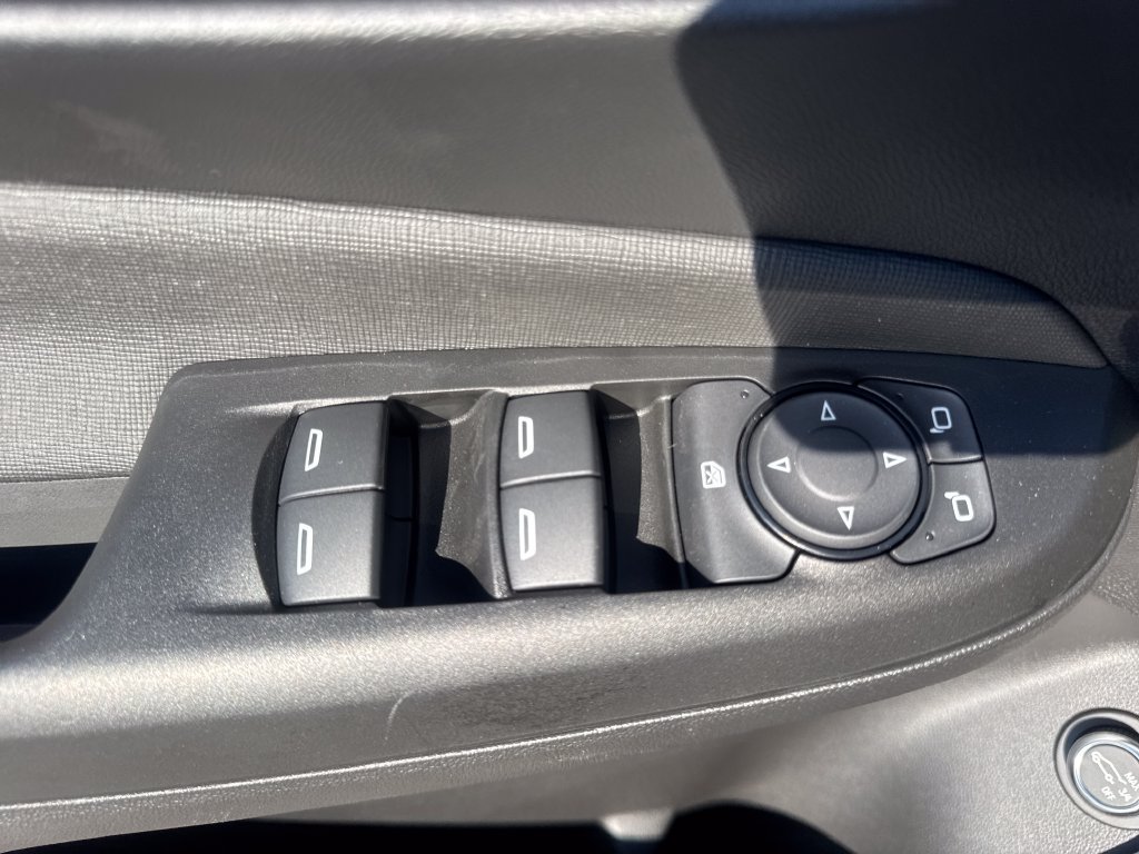 New 2026 Buick Envista Avenir FWD image 16