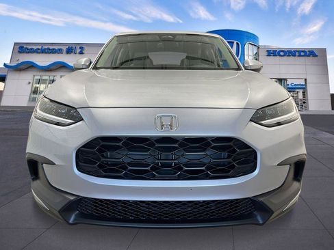 New 2026 Honda HR-V LX image 9