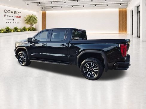 Used 2024 GMC Sierra 1500 AT4 w/ Technology Package AWD/4WD image 10