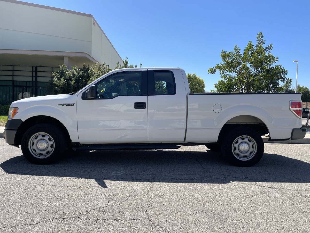 Used 2014 Ford F150 XL RWD image 2
