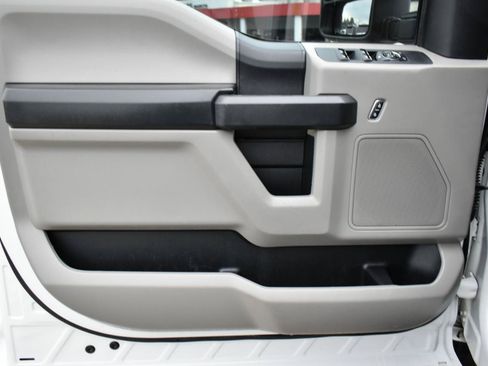 Used 2019 Ford F250 XL w/ Power Equipment Group AWD/4WD image 34