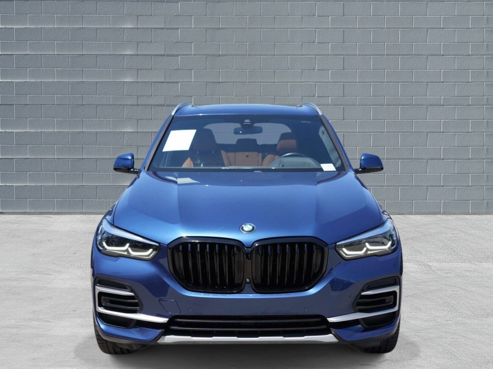 Used 2023 BMW X5 sDrive40i w/ Premium Package RWD image 2