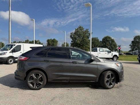 Used 2020 Ford Edge ST w/ Equipment Group 401A AWD/4WD image 9