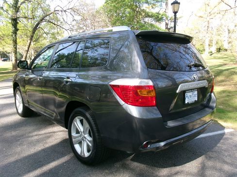 Used 2010 Toyota Highlander Limited image 8