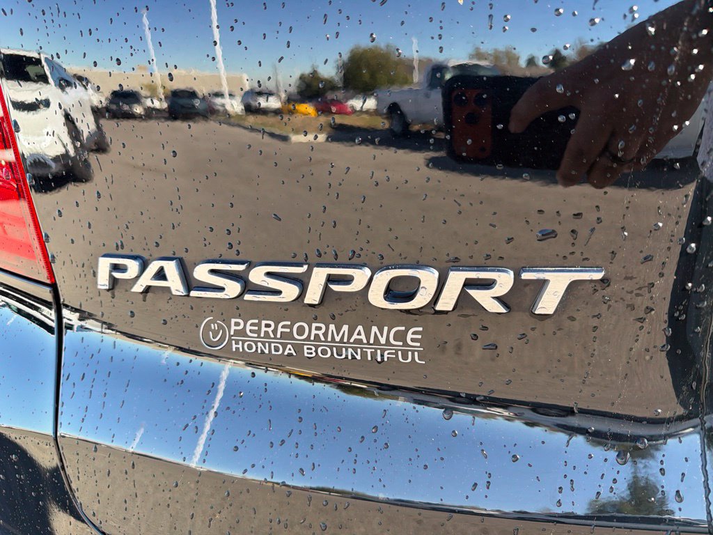 Used 2023 Honda Passport EX-L image 10