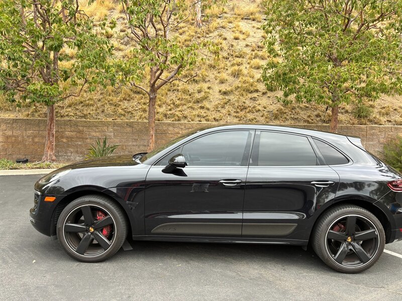 Used 2017 Porsche Macan GTS AWD/4WD image 1