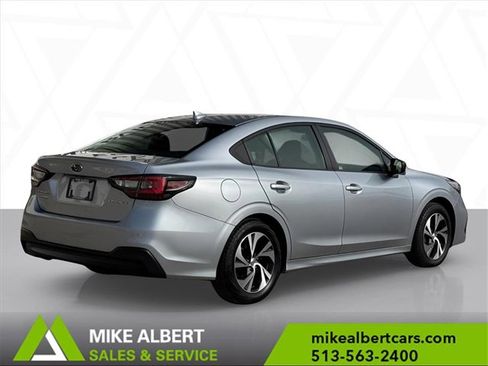 Used 2024 Subaru Legacy image 4