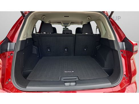 Used 2026 Nissan Rogue SV FWD image 11