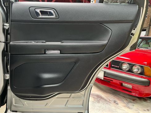 Used 2018 Ford Explorer 4WD Police Interceptor image 30