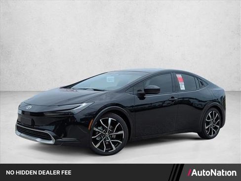 Used 2025 Toyota Prius Plug-In Hybrid w/ Limited Premium Package FWD image 1