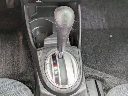 Used 2011 Honda Fit Sport image 22